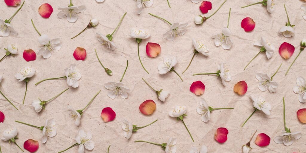 Marzo in tavola: tovaglie floreali