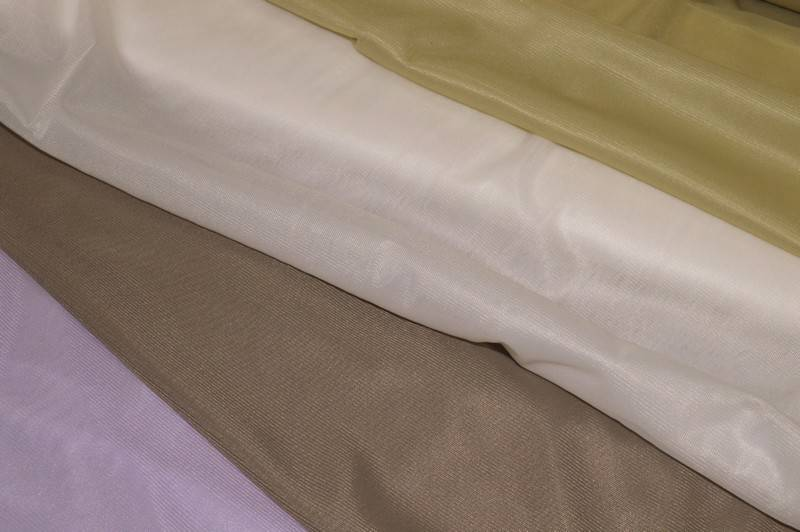 Dettaglio texture della fodera in maglina elastica stretch